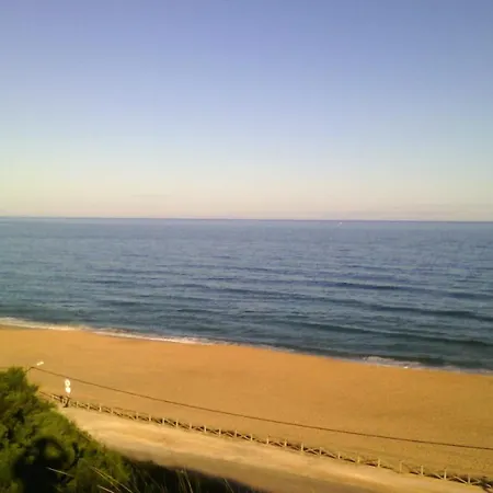 With One Bedroom In Santa Cruz With Furnished Garden And Wifi 200 M From The Beach Apartment